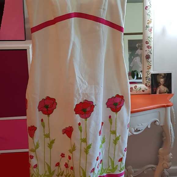 Designer Kathlin Argiro Embroidered Dress - Picture 13 of 17